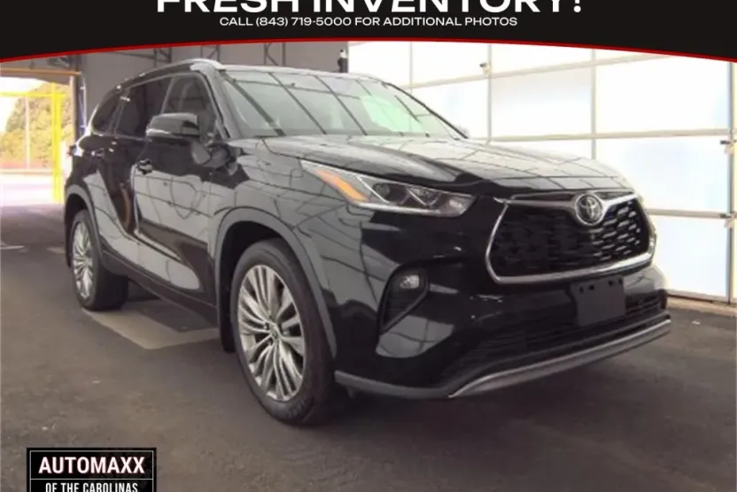 2022 Toyota Highlander Platinum photo 1