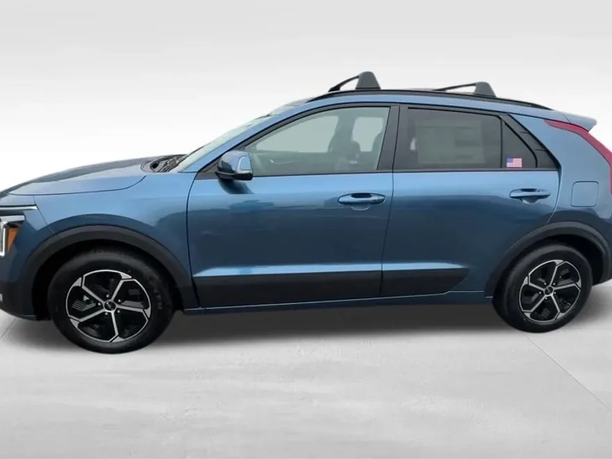 2025 Kia Niro EX photo 1