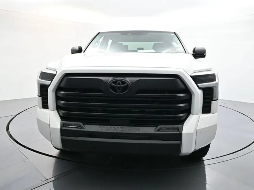 2024 Toyota Tundra SR5 photo 1
