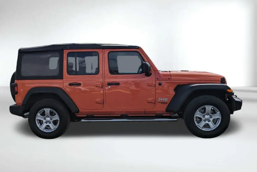 2018 Jeep Wrangler Unlimited Sport S photo 1