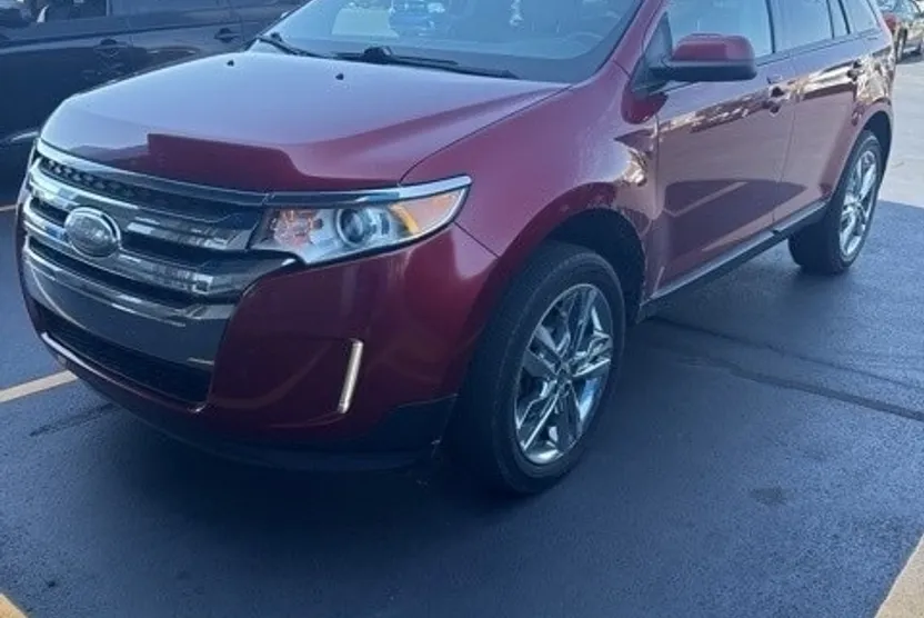 2013 Ford Edge SEL photo 1