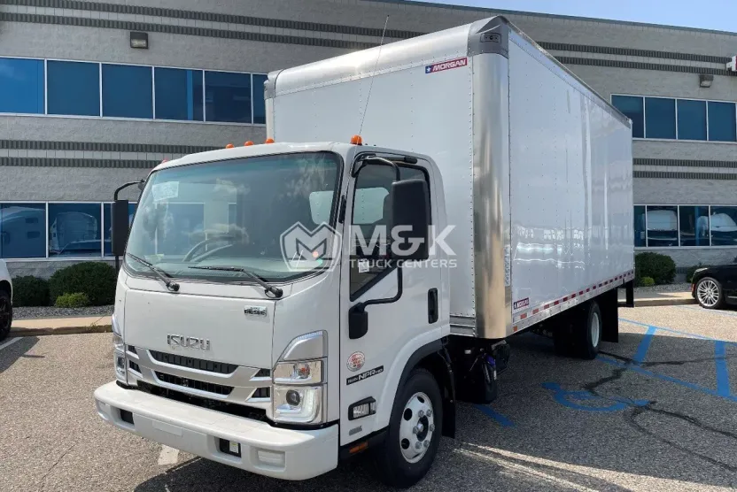 2024 Isuzu NPR photo 1