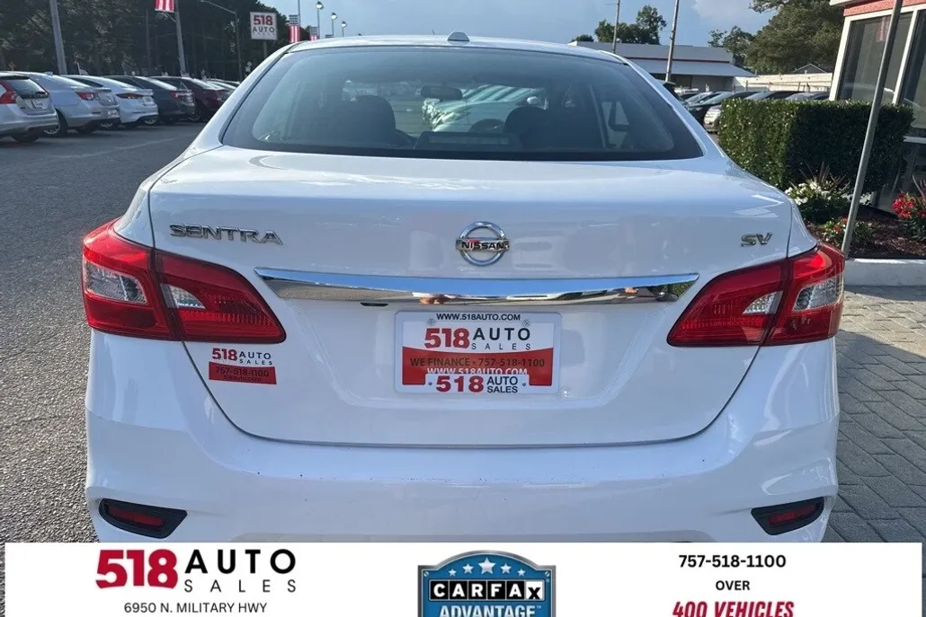 2017 Nissan Sentra SV photo 1
