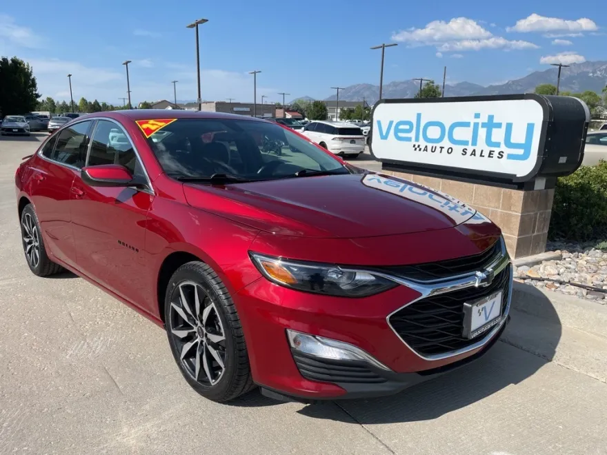 2021 Chevrolet Malibu RS photo 1