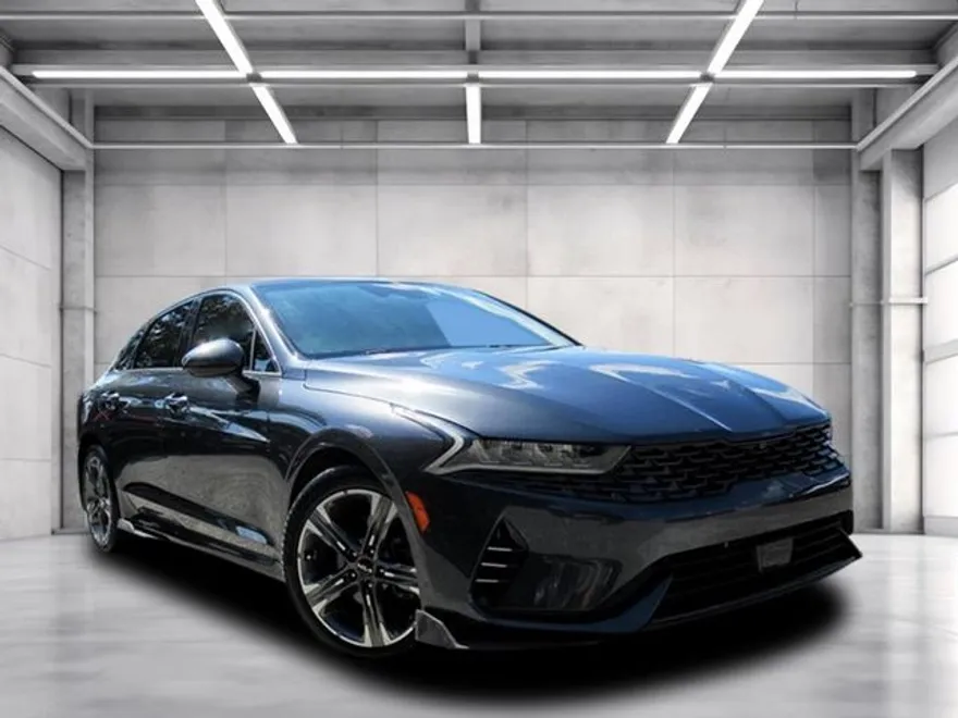 2022 Kia K5 EX photo 1