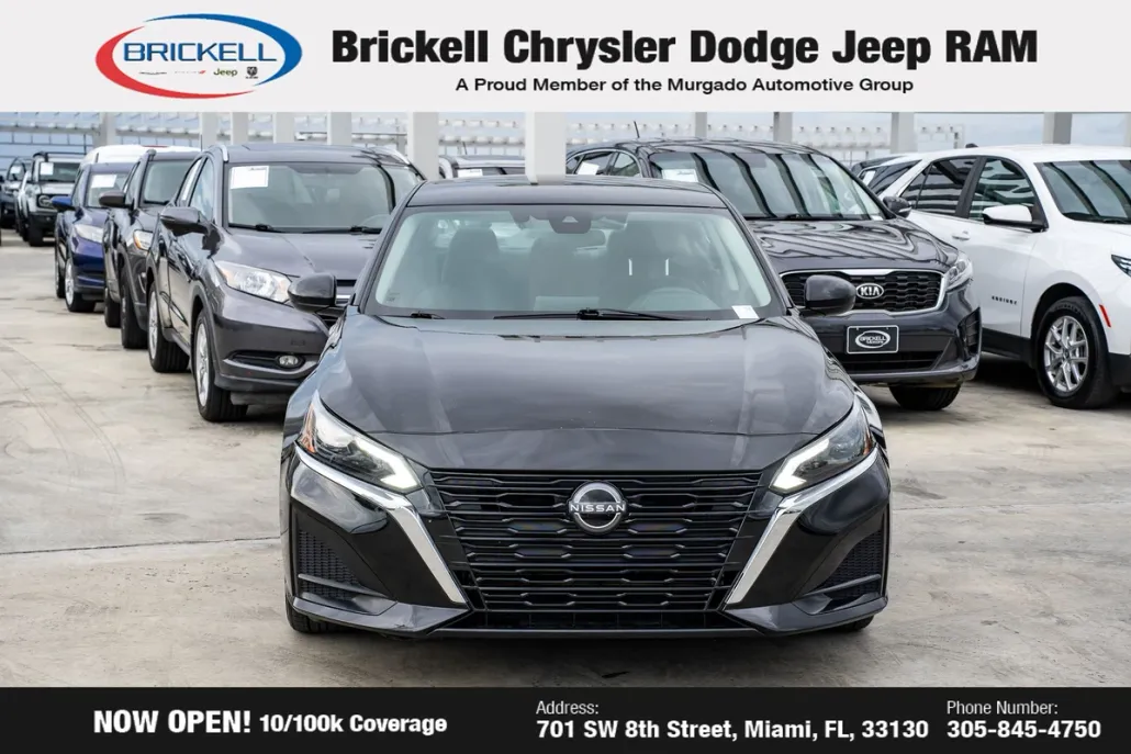 2023 Nissan Altima 2.5 SV photo 1