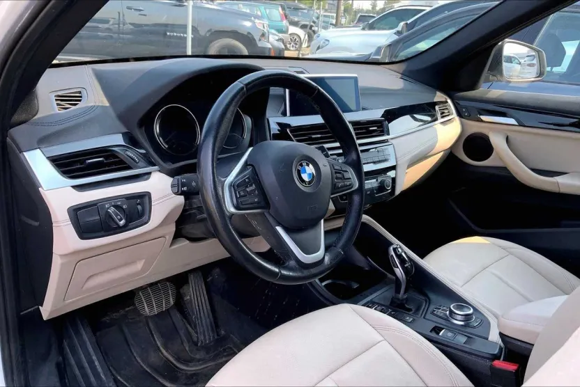 2021 Bmw X1 XDrive28i photo 1