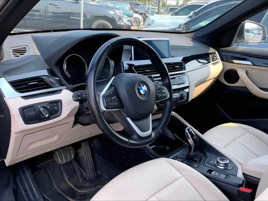 2021 Bmw X1 XDrive28i photo 1