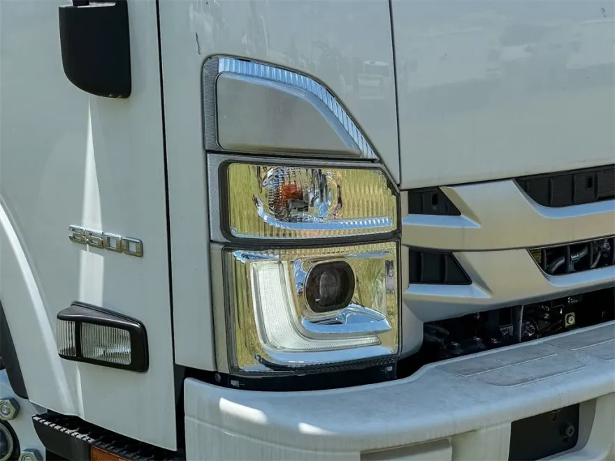 2024 Chevrolet Silverado 3500HD photo 1