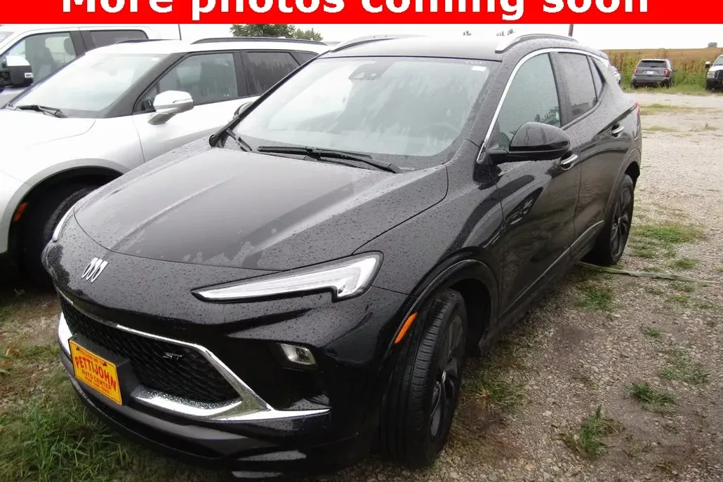 2024 Buick Encore GX Sport Touring photo 1