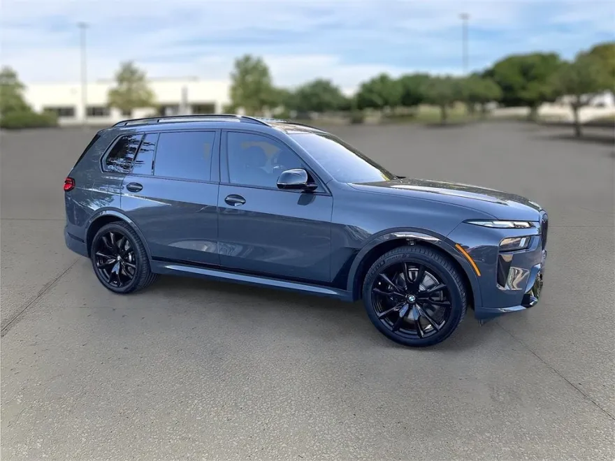 2024 Bmw X7 M60i photo 1