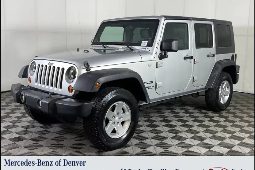2010 Jeep Wrangler Unlimited Sport photo 1