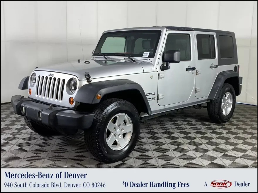 2010 Jeep Wrangler Unlimited Sport photo 1