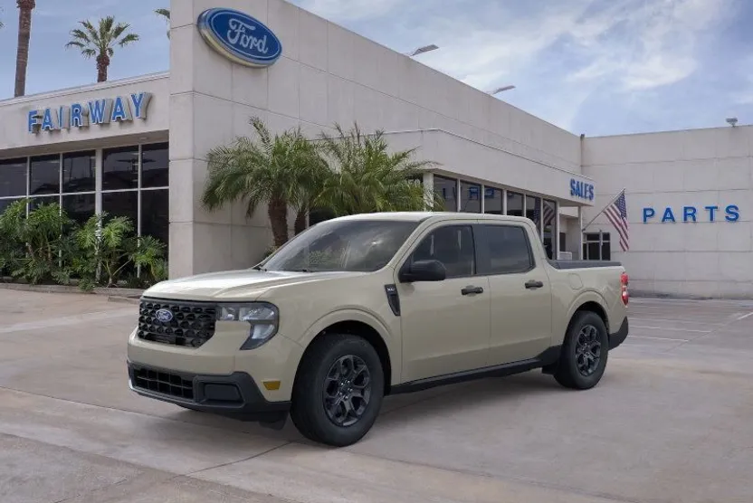 2025 Ford Maverick XLT photo 1