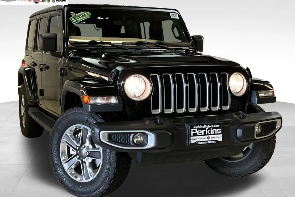 2022 Jeep Wrangler Unlimited Sahara photo 1