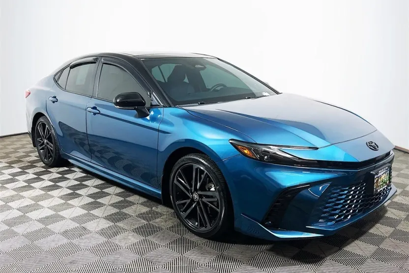 2025 Toyota Camry XSE photo 1