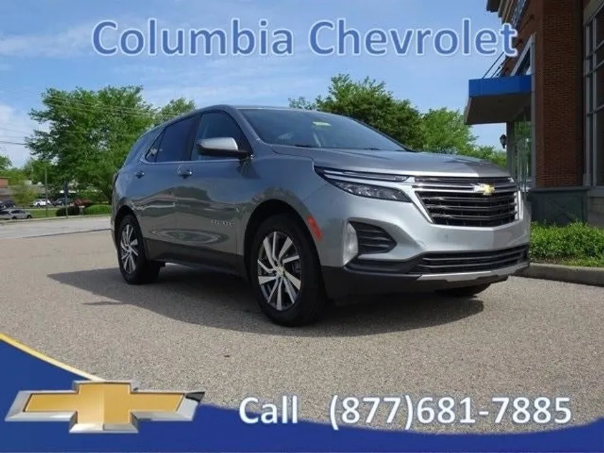 2023 Chevrolet Equinox LT photo 1