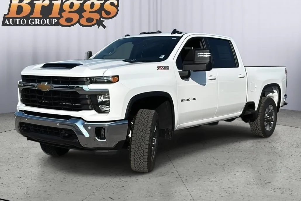 2025 Chevrolet Silverado 2500HD LT photo 1