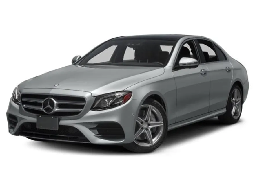 2018 Mercedes Benz E 300 4MATIC photo 1