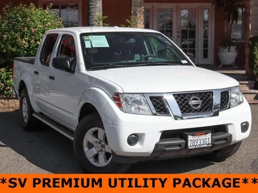 2012 Nissan Frontier SV photo 1