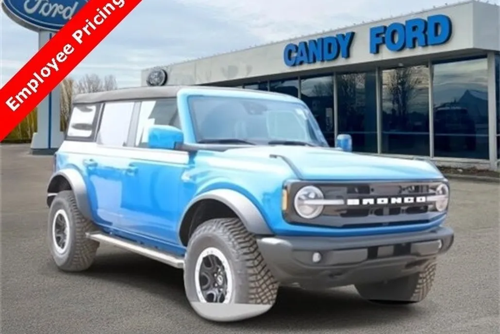 2024 Ford Bronco Outer Banks photo 1