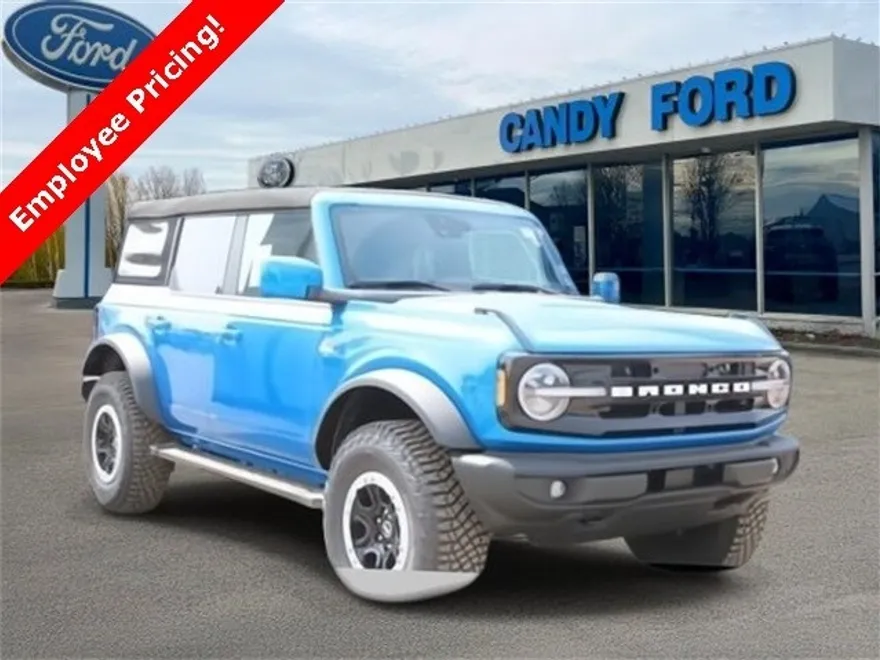 2024 Ford Bronco Outer Banks photo 1
