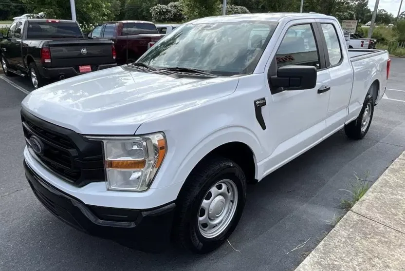 2022 Ford F-150 XL photo 1