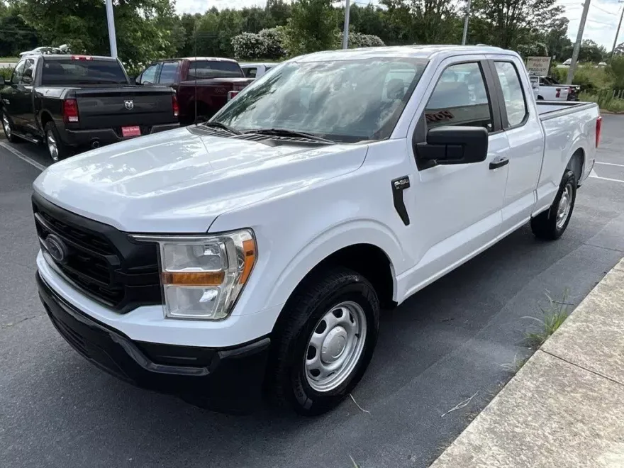 2022 Ford F-150 XL photo 1