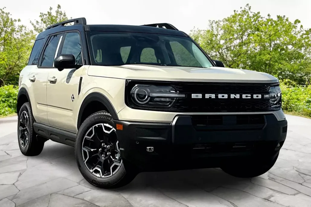 2025 Ford Bronco Sport Outer Banks Free Wheeling photo 1