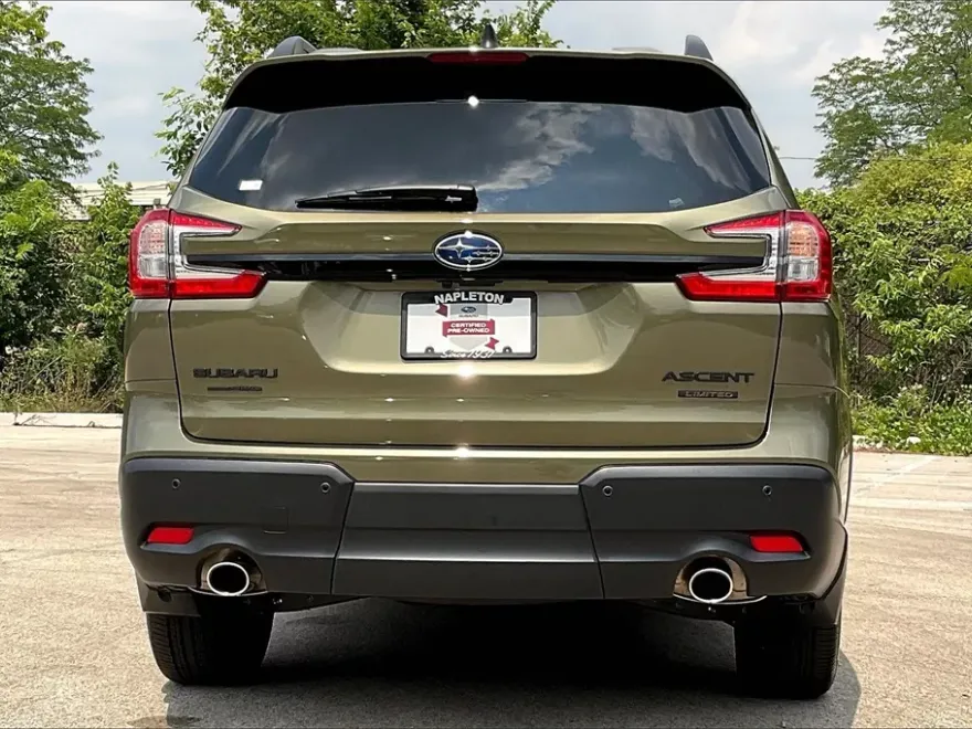 2025 Subaru Ascent Limited photo 1