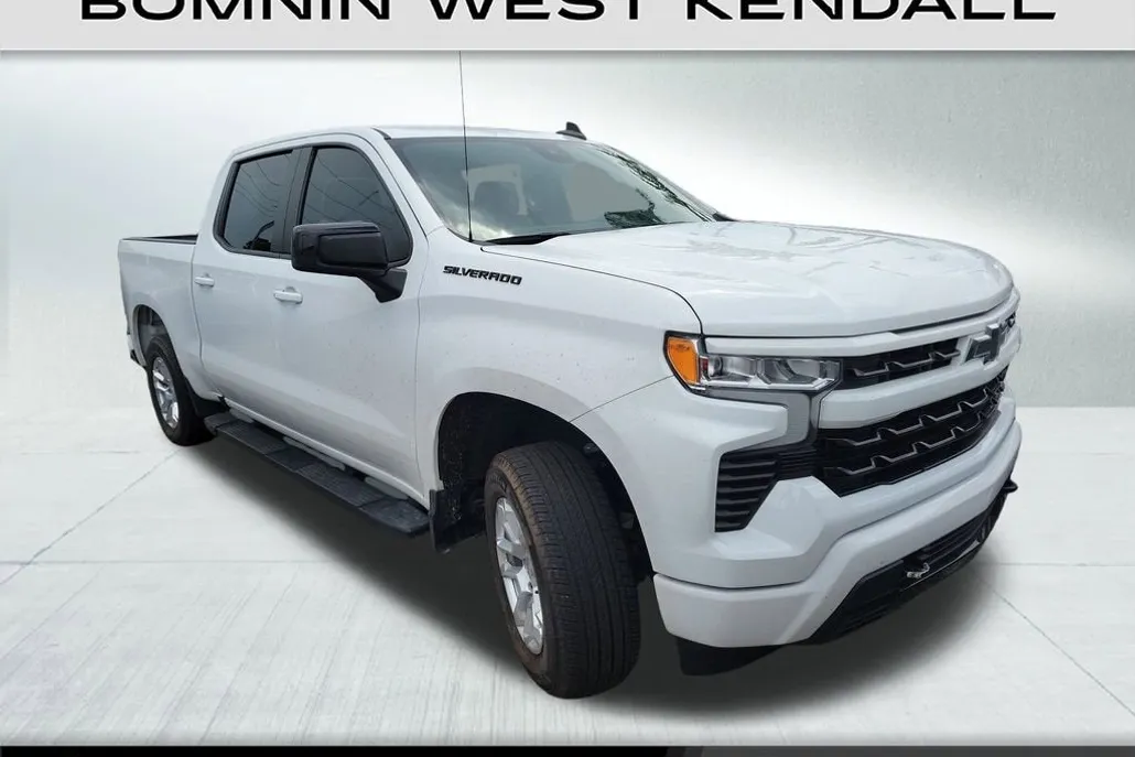 2023 Chevrolet Silverado 1500 RST photo 1