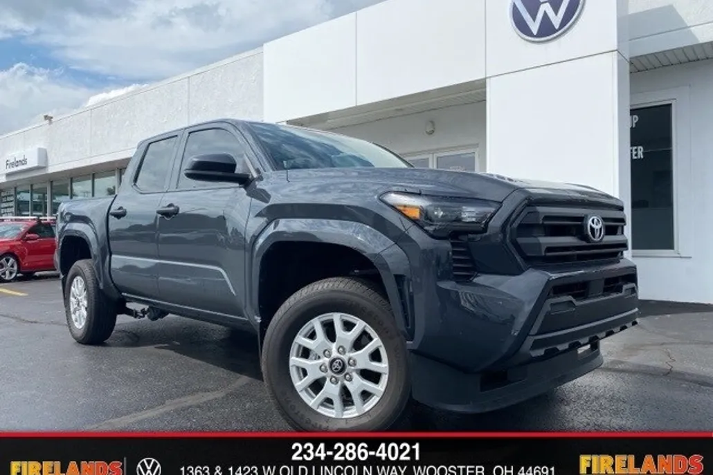 2024 Toyota Tacoma SR photo 1