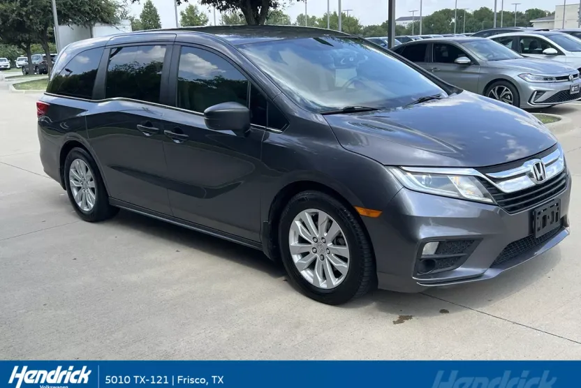 2020 Honda Odyssey LX photo 1