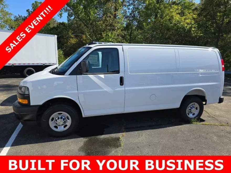 2025 Chevrolet Express 2500 Work Van Cargo photo 1