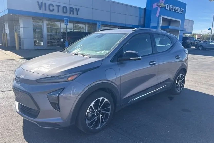 2023 Chevrolet Bolt EUV Premier photo 1