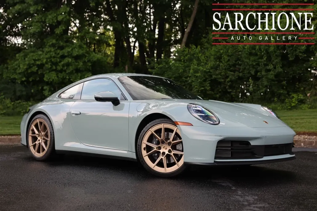 2025 Porsche 911 photo 1