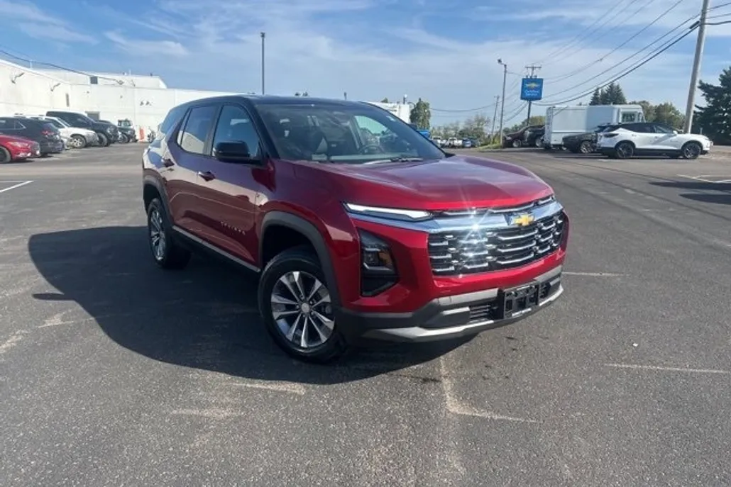 2026 Chevrolet Equinox LT photo 1