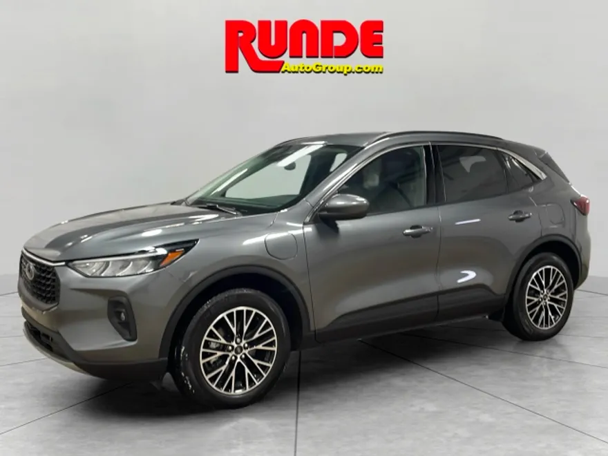2023 Ford Escape Plug-In Hybrid photo 1