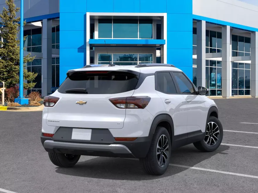 2026 Chevrolet Trailblazer LT photo 1