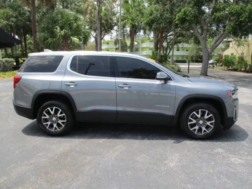 2020 Gmc Acadia SLE photo 1