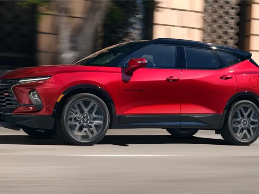 2025 Chevrolet Blazer 2LT photo 1