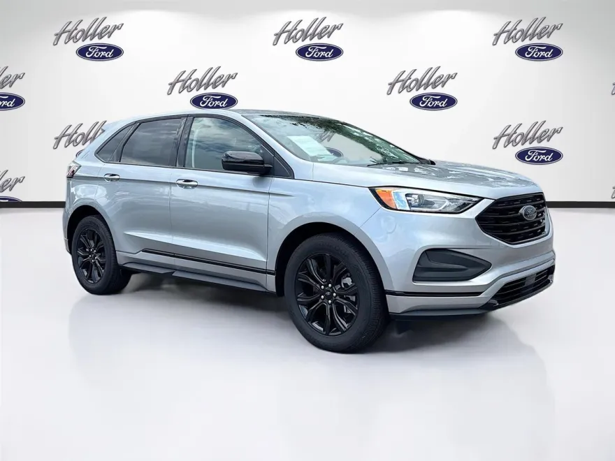 2024 Ford Edge SE photo 1
