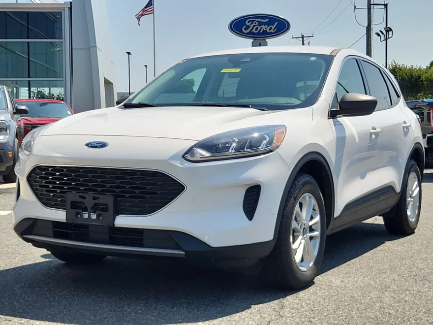 2022 Ford Escape SE photo 1