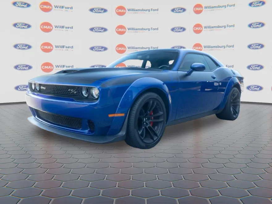 2022 Dodge Challenger R/T Scat Pack Widebody photo 1