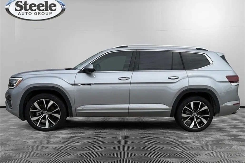 2025 Volkswagen Atlas SEL Premium R-Line photo 1