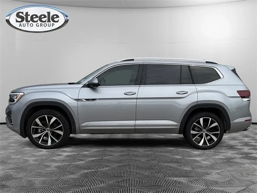 2025 Volkswagen Atlas SEL Premium R-Line photo 1