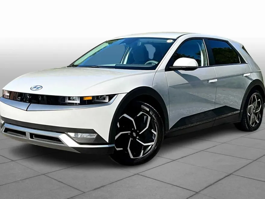 2023 Hyundai Ioniq 5 SE photo 1