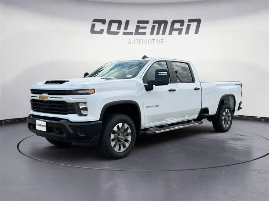 2025 Chevrolet Silverado 2500HD Custom photo 1