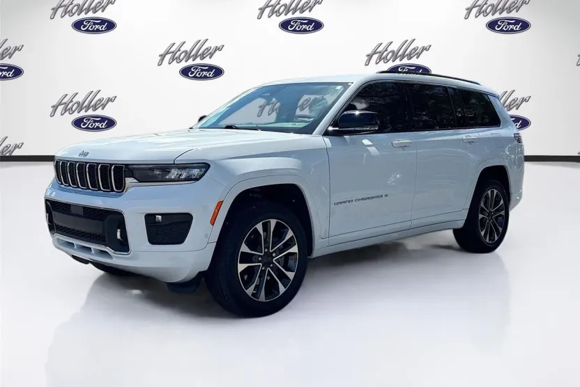 2024 Jeep Grand Cherokee Overland photo 1