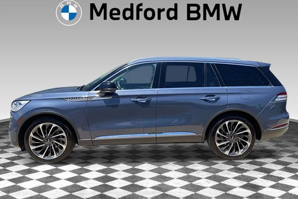 2021 Lincoln Aviator Reserve photo 1